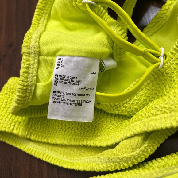Bar III Cut Out One Piece Swimsuit Size S Chartreuse Lime Green Neon Monokini - Picture 12 of 16